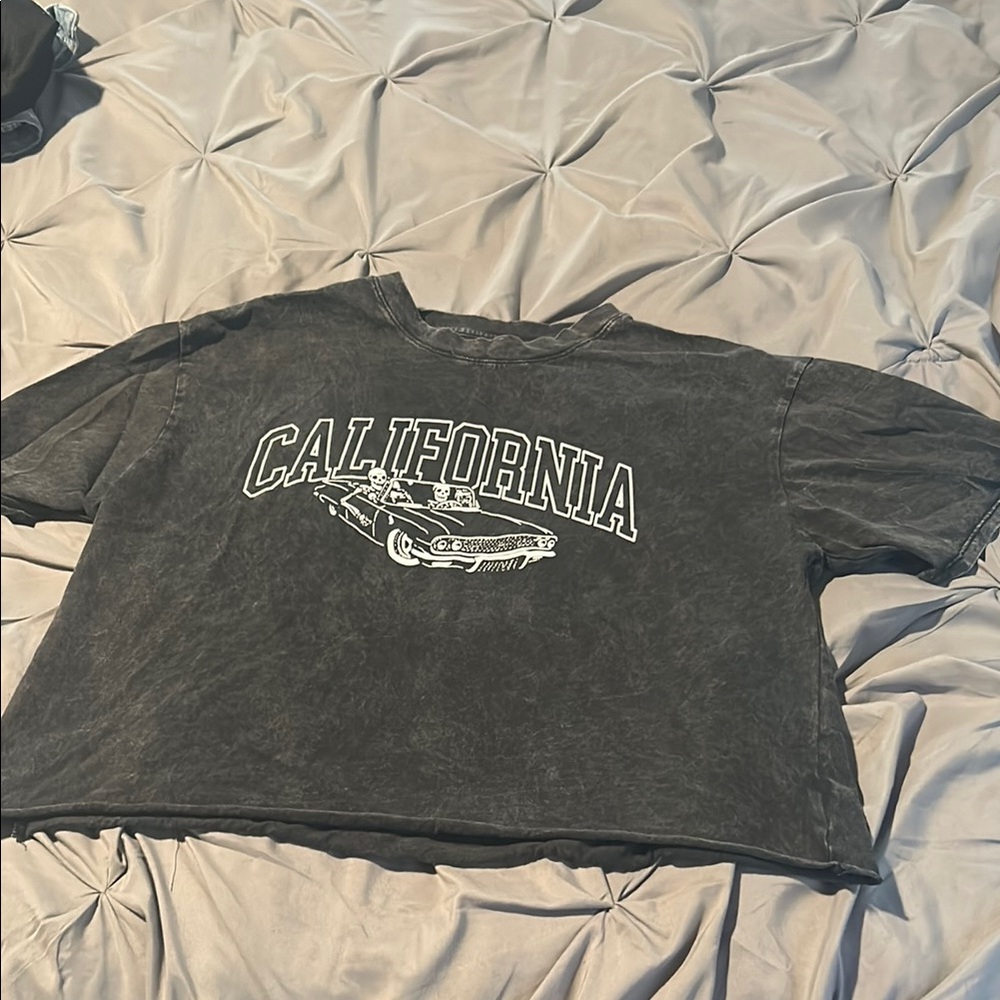 California Graphic Cropped T-Shirt